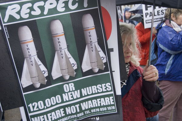 Stop Trident, Troops out of Iraq © 2007, Peter Marshall