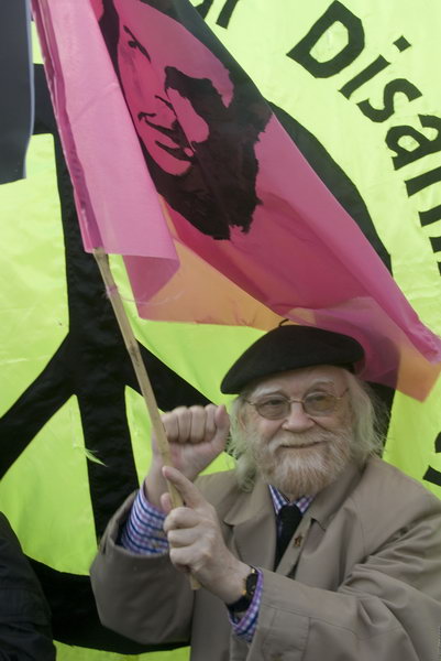 Stop Trident, Troops out of Iraq © 2007, Peter Marshall