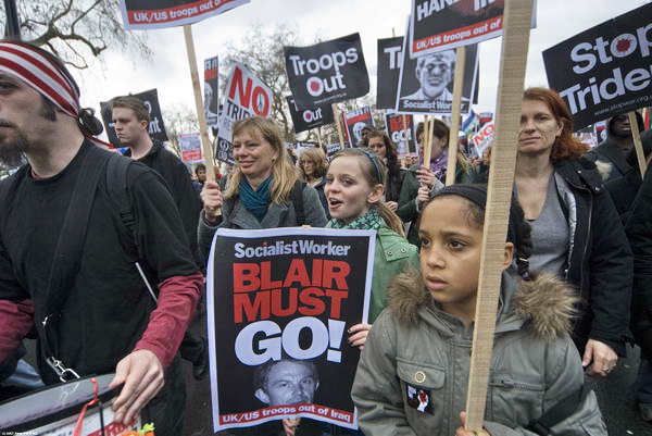 Stop Trident, Troops out of Iraq © 2007, Peter Marshall