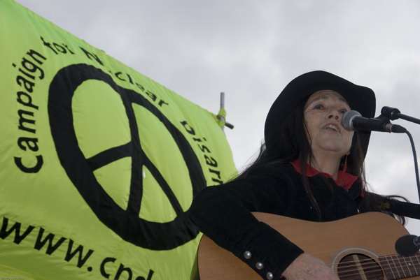 Stop Trident, Troops out of Iraq © 2007, Peter Marshall