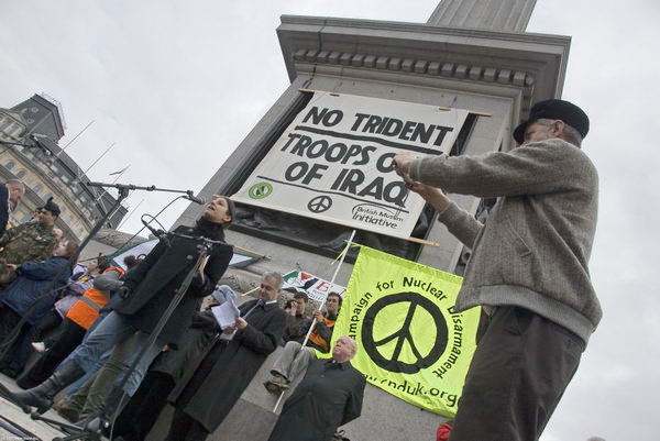 Stop Trident, Troops out of Iraq © 2007, Peter Marshall