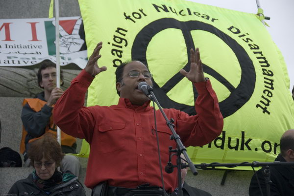 Stop Trident, Troops out of Iraq © 2007, Peter Marshall