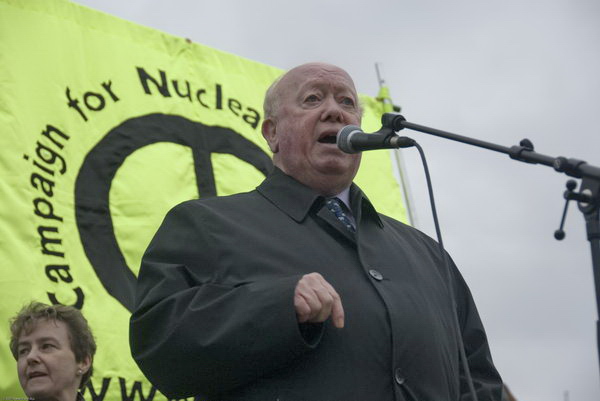 Stop Trident, Troops out of Iraq © 2007, Peter Marshall