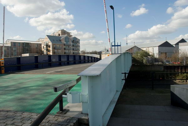 Bow Back Rivers © 2007, Peter Marshall