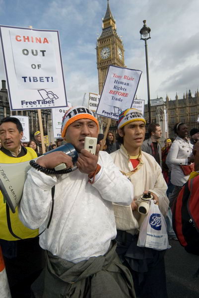 Free Tibet © 2007, Peter Marshall