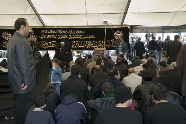 Arbaeen Procession, London © 2007, Peter Marshall