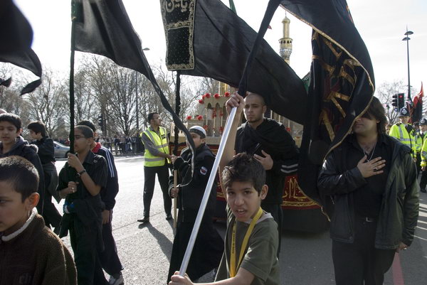 Arbaeen Procession, London © 2007, Peter Marshall
