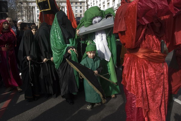 Arbaeen Procession, London © 2007, Peter Marshall