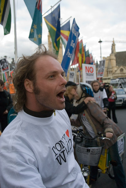 No Trident © 2007, Peter Marshall