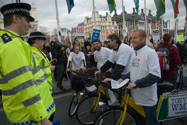 No Trident © 2007, Peter Marshall