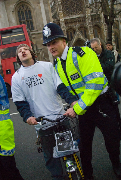 No Trident © 2007, Peter Marshall