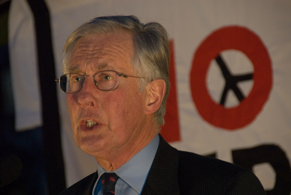 No Trident © 2007, Peter Marshall