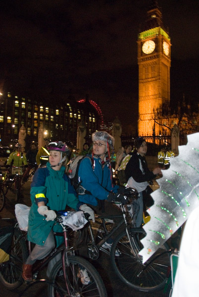 No Trident © 2007, Peter Marshall