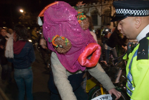 No Trident © 2007, Peter Marshall