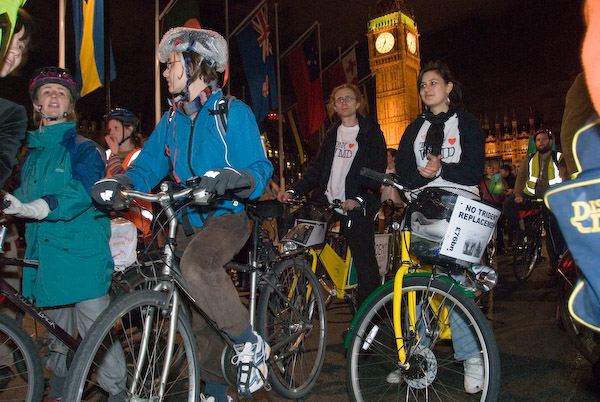 No Trident © 2007, Peter Marshall