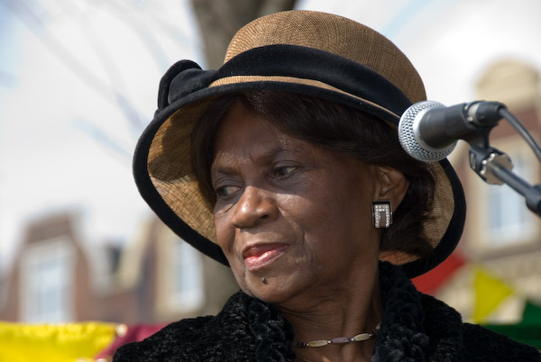 © 2007, Peter Marshall