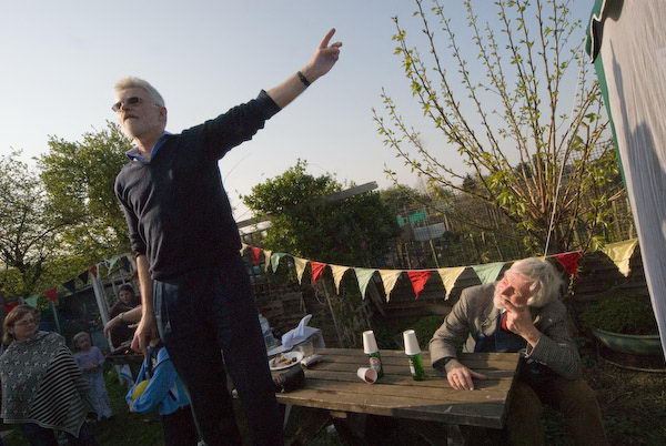 Manor Gardens © 2007, Peter Marshall