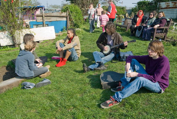 Manor Gardens © 2007, Peter Marshall