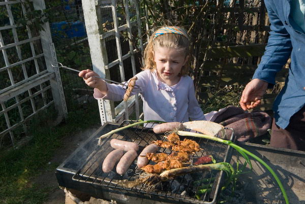 Manor Gardens © 2007, Peter Marshall