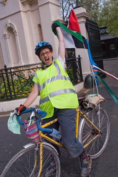 Vanunu Freedom Ride. © 2007, Peter Marshall