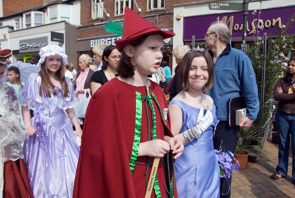 Bromley May Queens © 2007, Peter Marshall