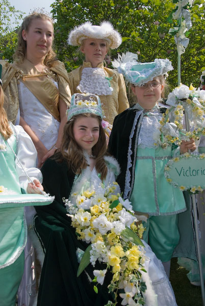 Bromley May Queens © 2007, Peter Marshall