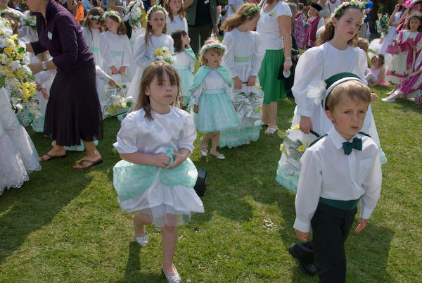 Bromley May Queens © 2007, Peter Marshall