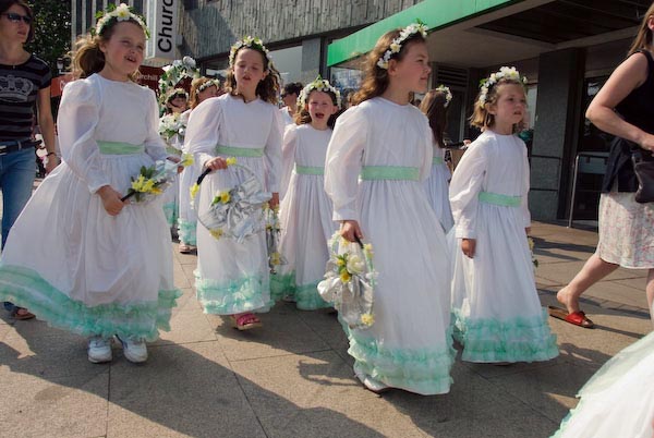 Bromley May Queens © 2007, Peter Marshall