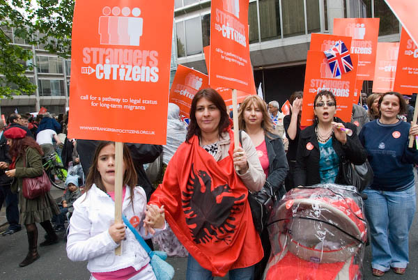 Strangers into Citizens March and Rally © 2007, Peter Marshall