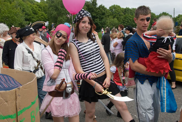 Walton-on-the-Hill May Pageant © 2007, Peter Marshall