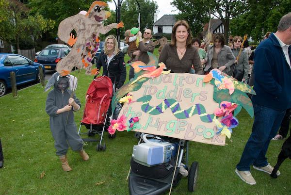 Walton-on-the-Hill May Pageant © 2007, Peter Marshall