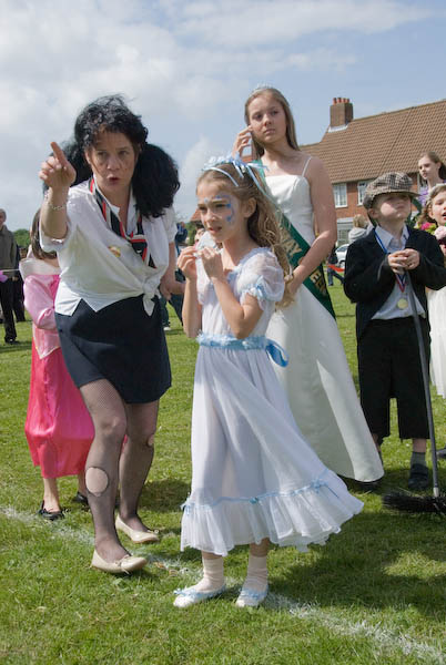 Walton-on-the-Hill May Pageant © 2007, Peter Marshall