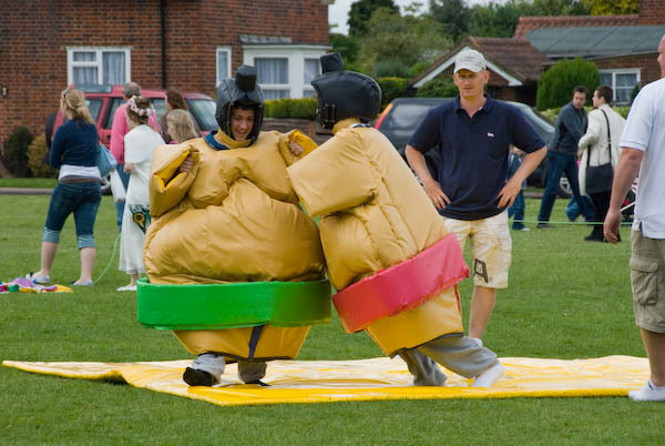 Walton-on-the-Hill May Pageant © 2007, Peter Marshall