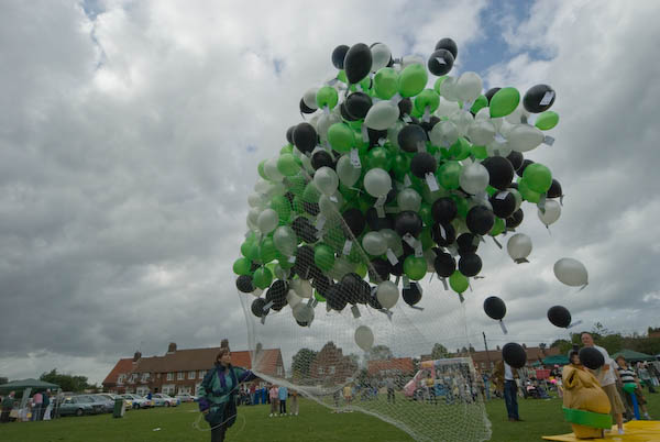 Walton-on-the-Hill May Pageant © 2007, Peter Marshall