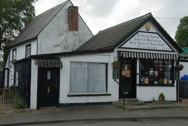 Walton-on-the-Hill May Pageant © 2007, Peter Marshall