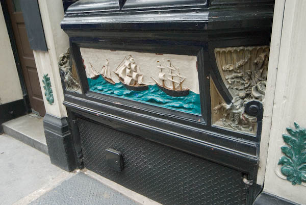 Christian Aid: London Churches © 2007, Peter Marshall