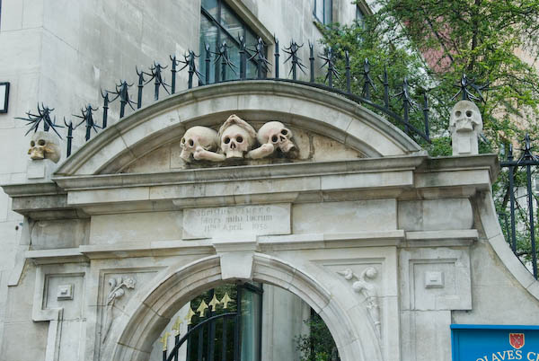 Christian Aid: London Churches © 2007, Peter Marshall