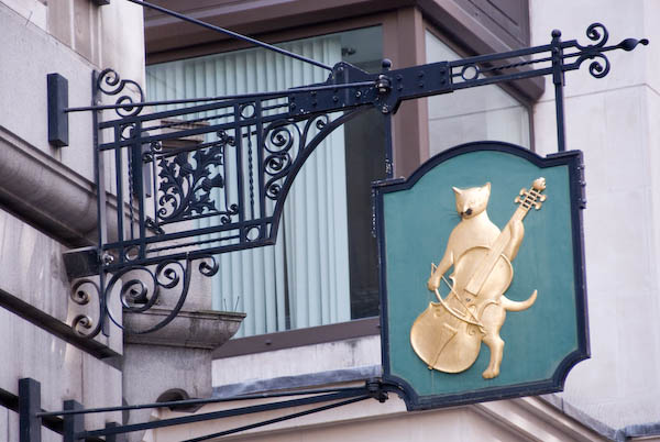 Christian Aid: London Churches © 2007, Peter Marshall