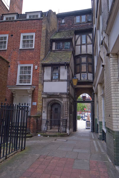 Christian Aid: London Churches © 2007, Peter Marshall