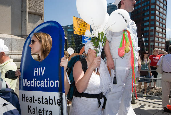 The World Can't Wait &copy; 2007, Peter Marshall