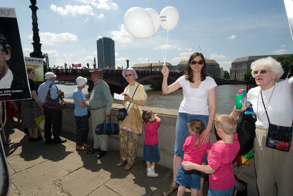 The World Can't Wait &copy; 2007, Peter Marshall