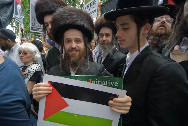 alestine March &copy; 2007, Peter Marshall