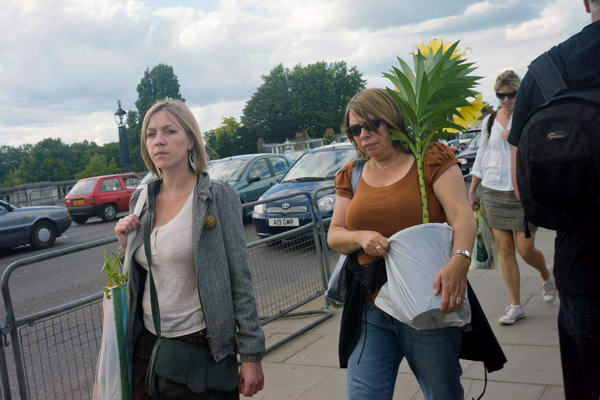 Hampton Court Flower Show ©  2007, Peter Marshall